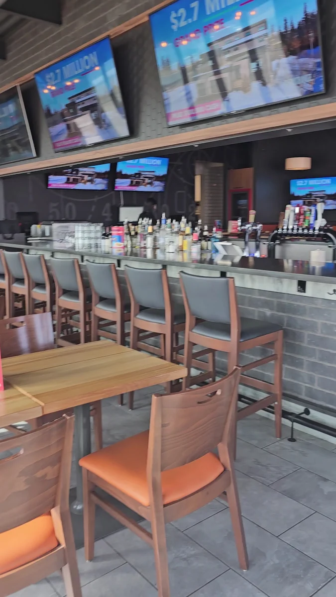Vibe, Boston Pizza