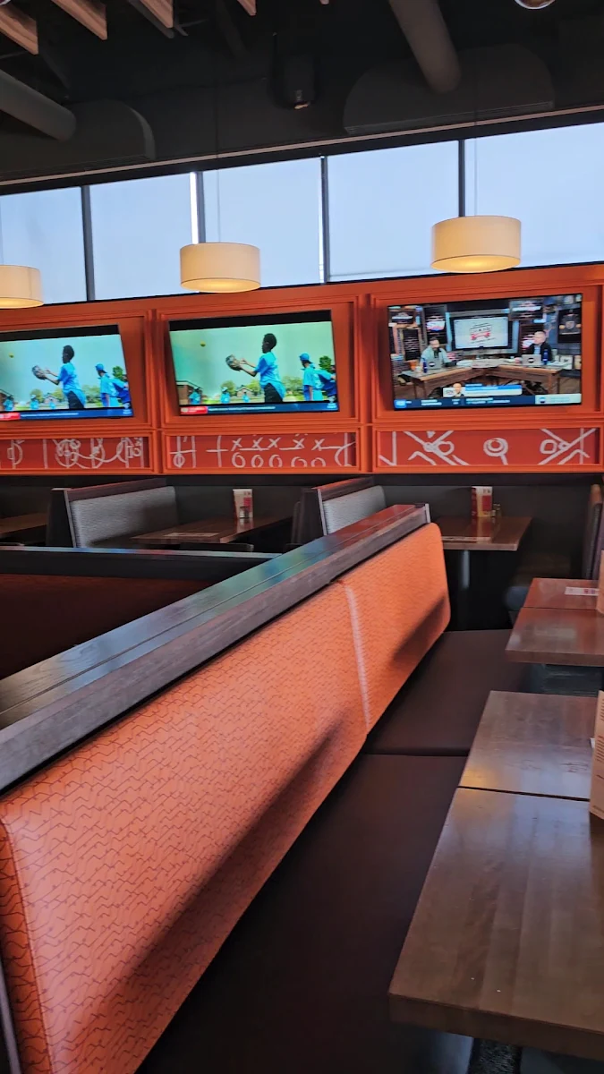 Vibe, Boston Pizza