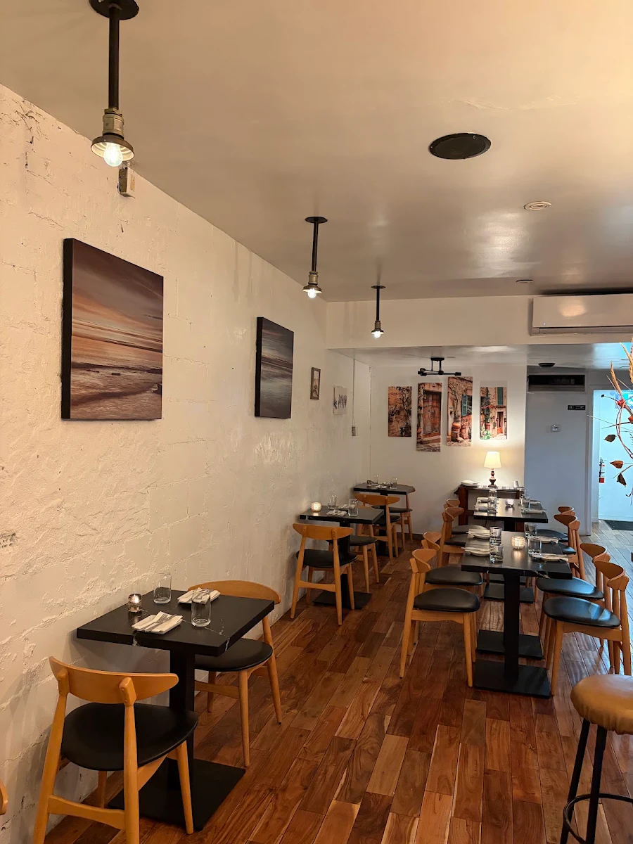 Vibe, Armonia Pasta Bar