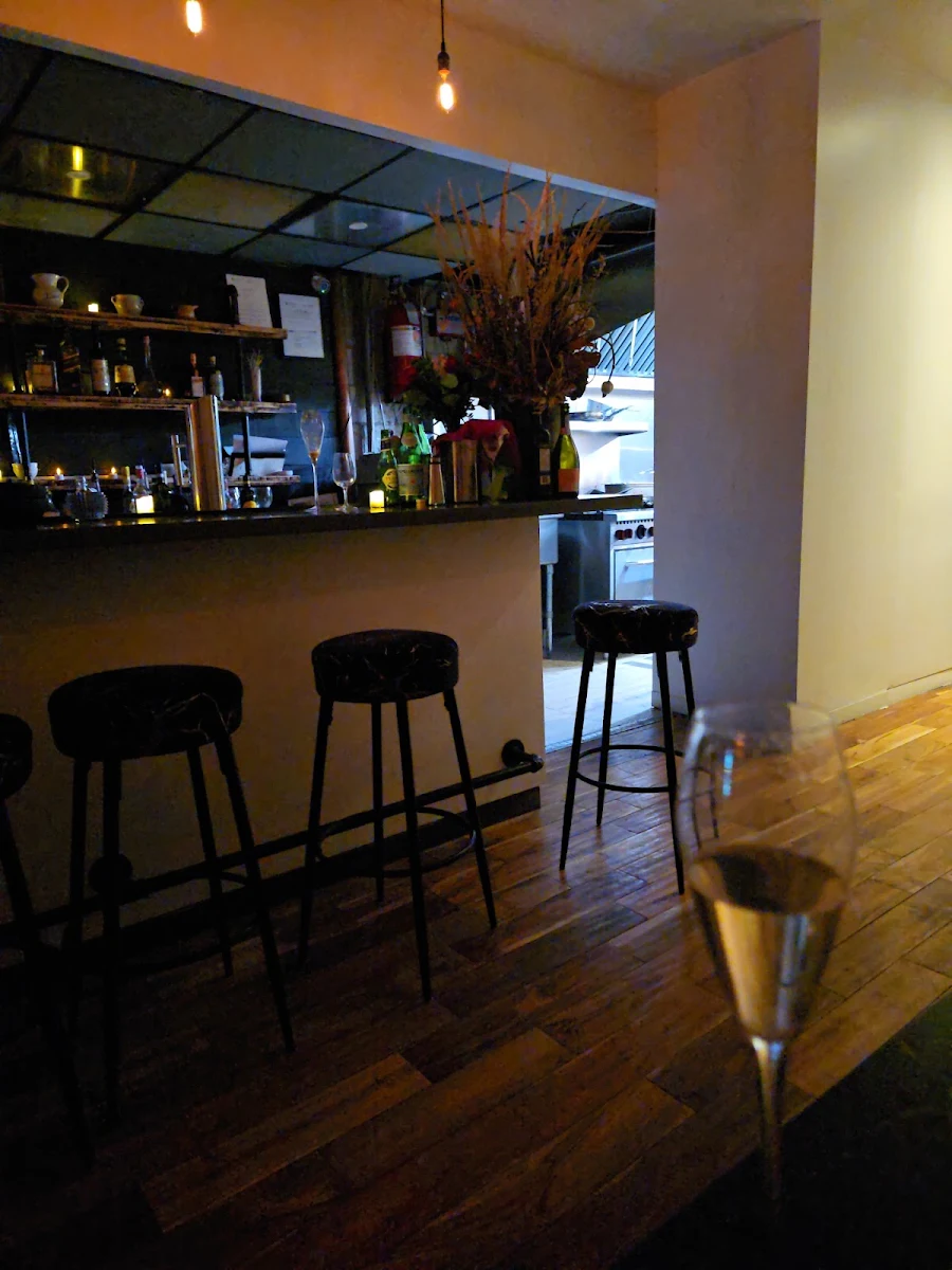 Vibe, Armonia Pasta Bar