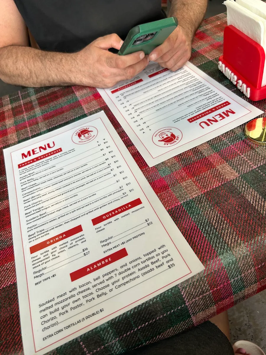 Menu, Las Shilas Mexican Street Food | New Westminster