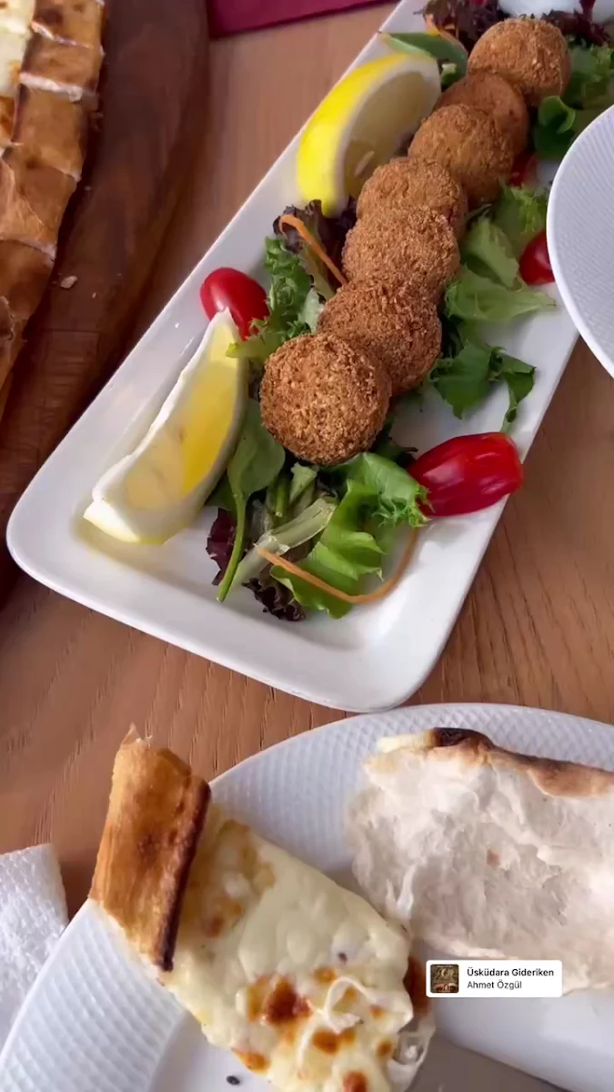Food & drink photo 2