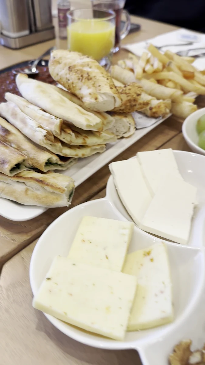 Food & drink photo 8