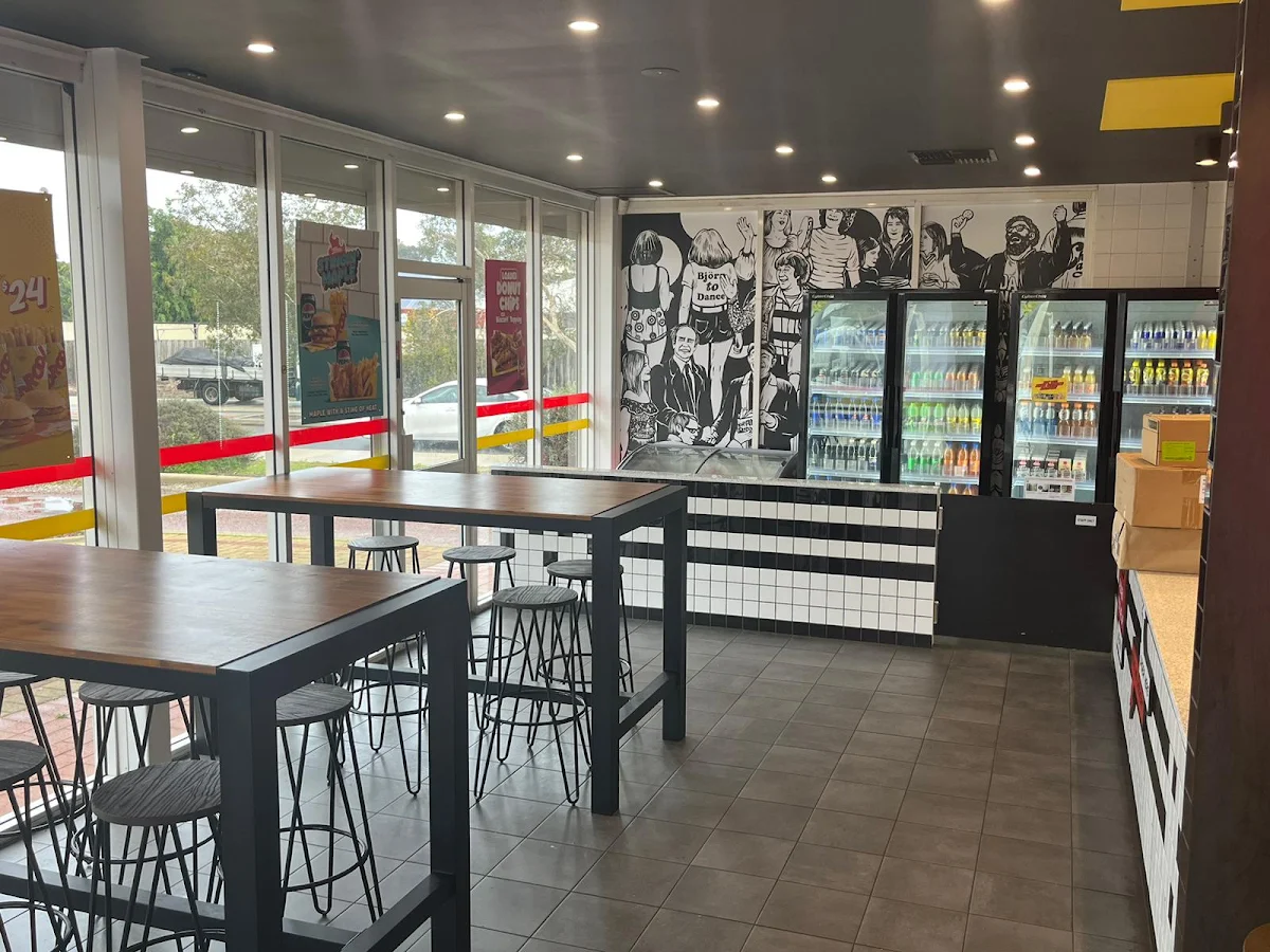 Vibe, Chicken Treat Merriwa