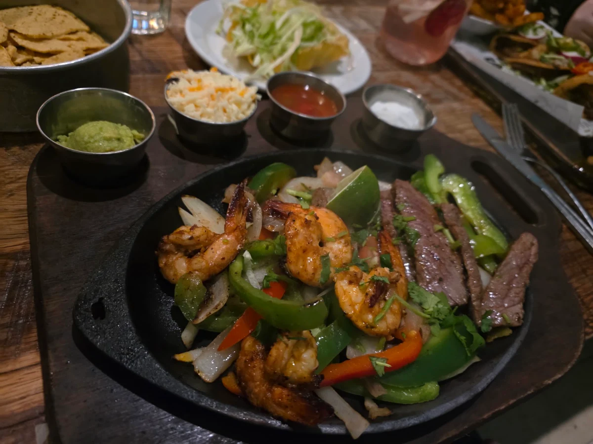 Food & drink, 3 Amigos (Terrebonne)