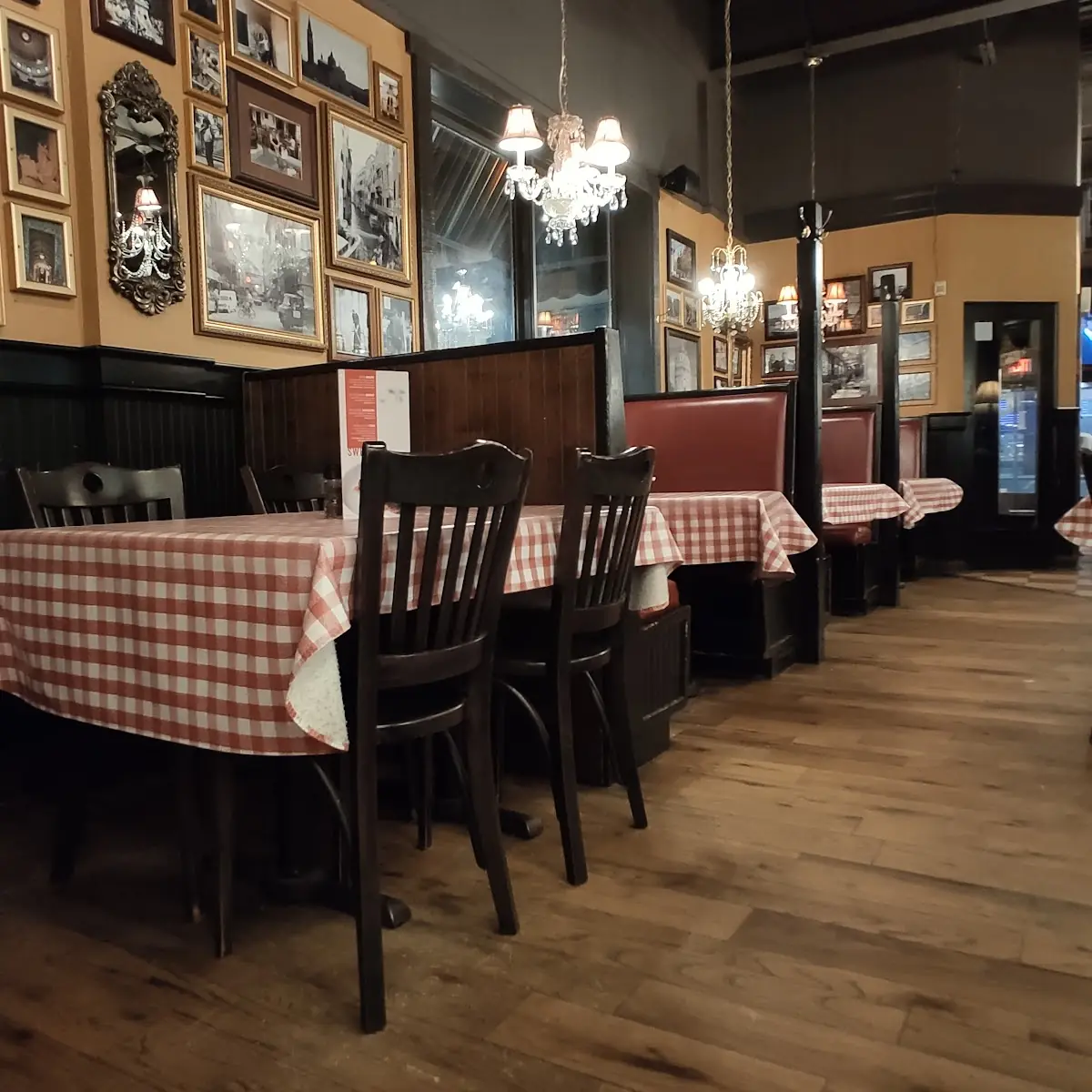 Vibe, East Side Mario's
