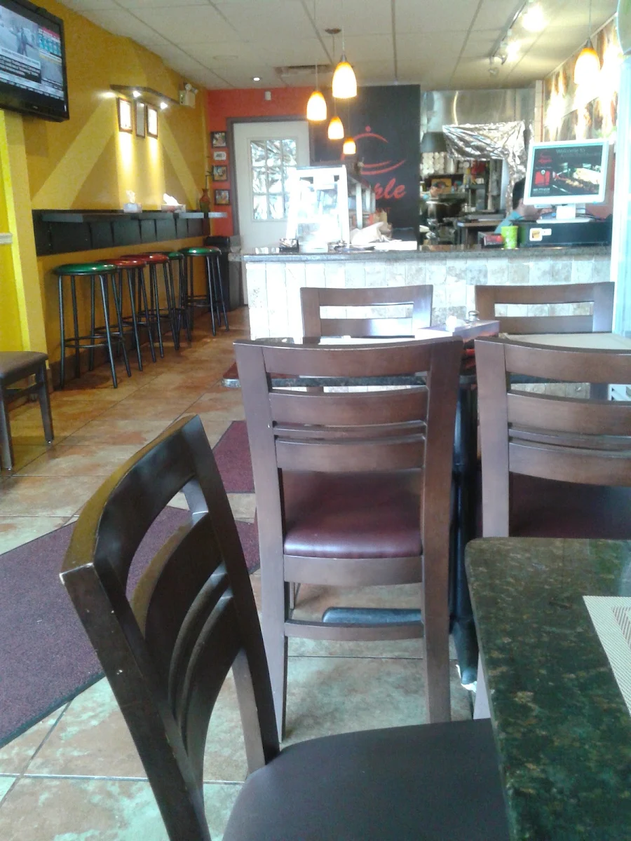 Vibe, Apple Restaurant