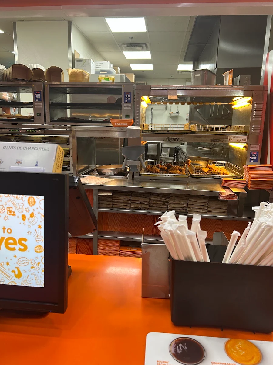 Vibe, Popeyes Louisiana Kitchen