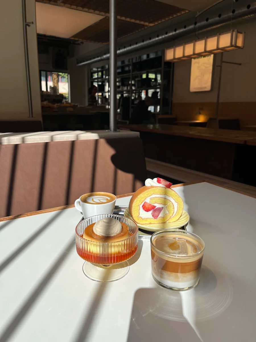 Food & drink photo 3