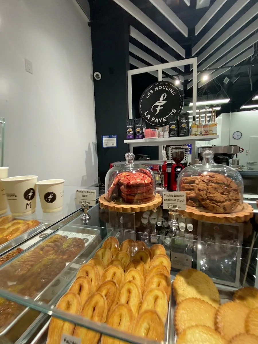 Food & drink, Les Moulins La Fayette (Bayshore)