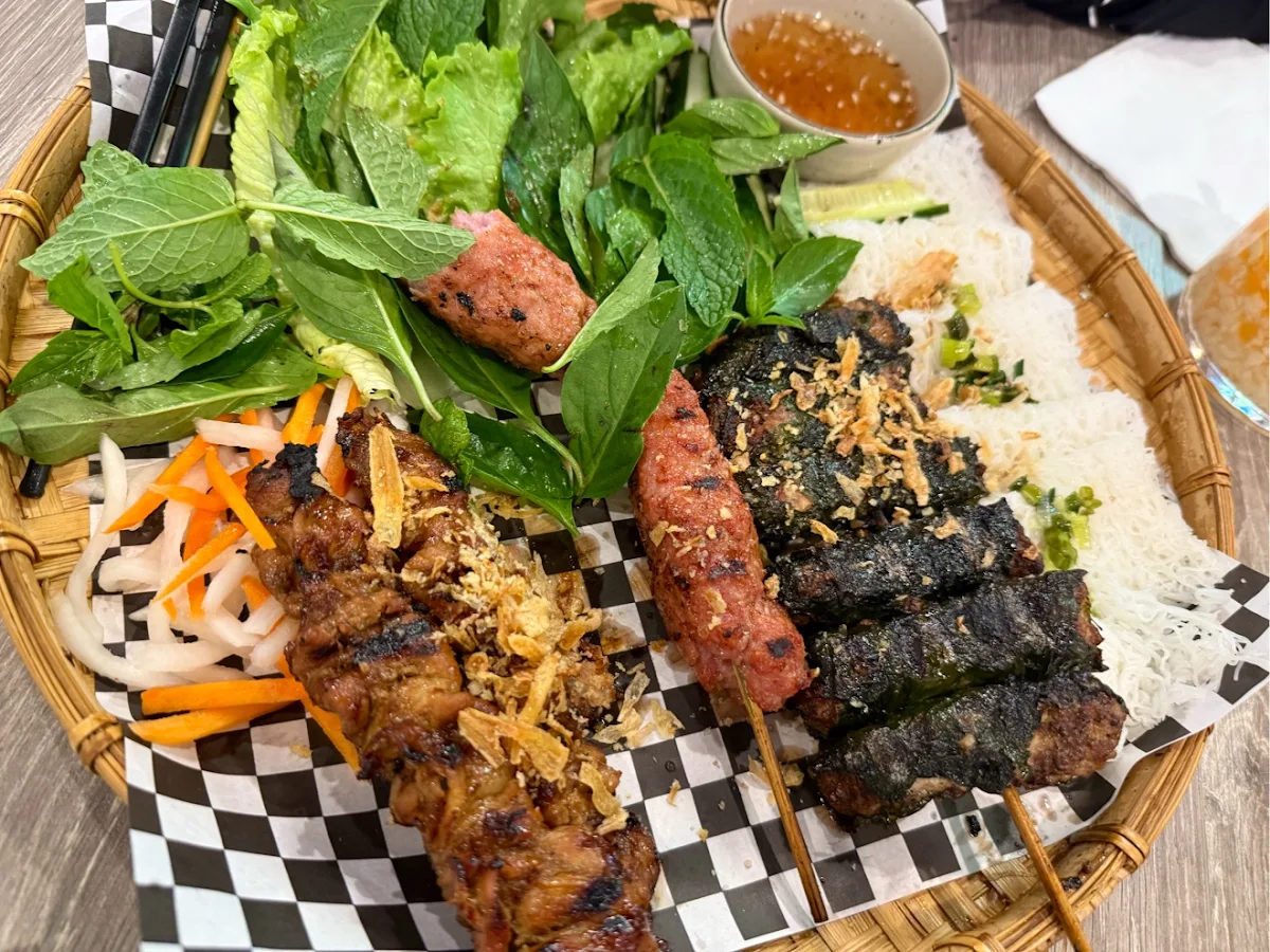 Food & drink, NÉN - AUTHENTIC VIETNAMESE CUISINE