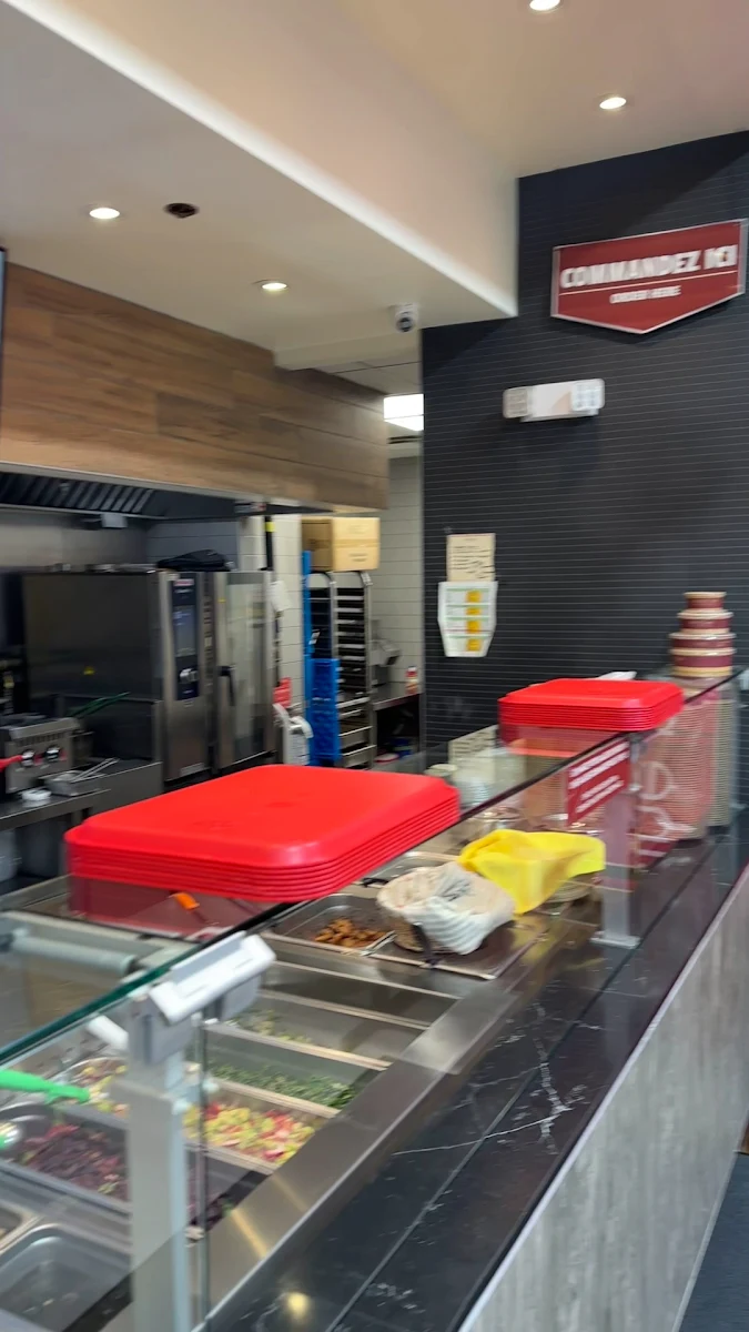 Vibe, Boustan Restaurant