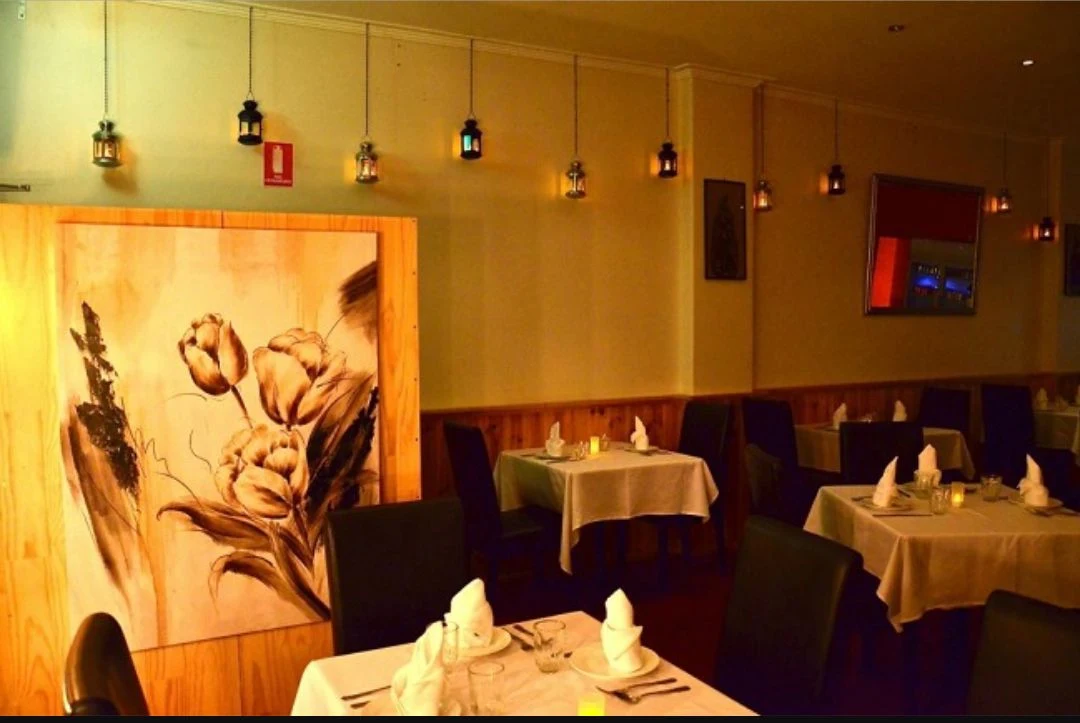 Vibe, Indians Again Restaurant