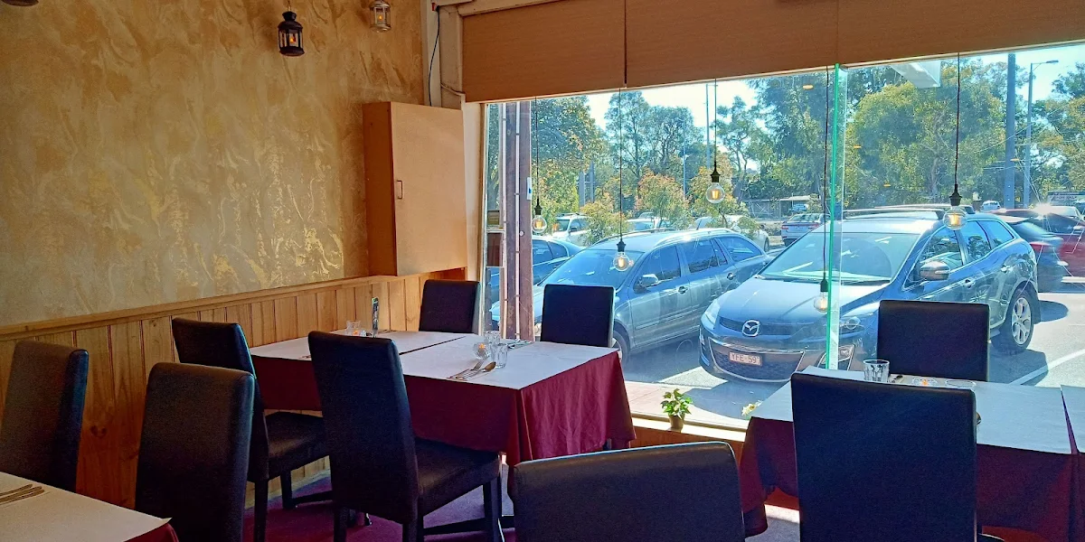 Vibe, Indians Again Restaurant