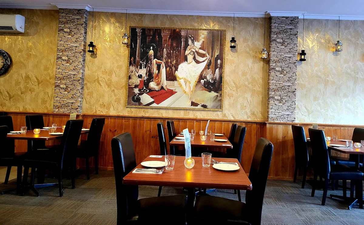 Vibe, Indians Again Restaurant
