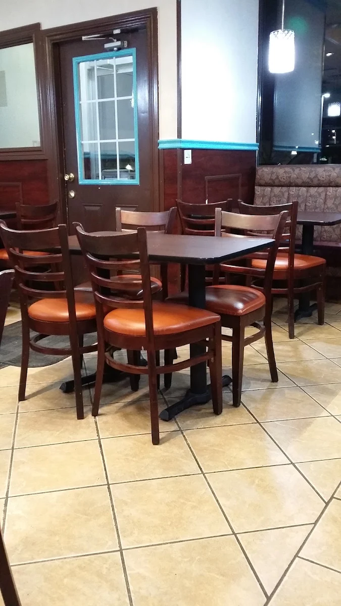 Vibe, DESI SHAMIANA RESTAURANT