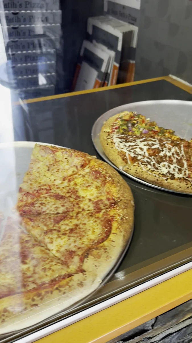 Food & drink, Uncle Fatih's Pizza - CAMBIE