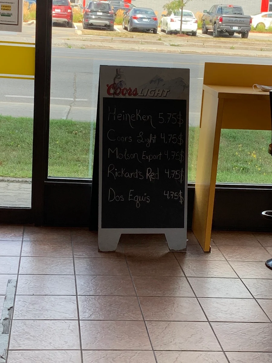 Menu, Dic Ann's Hamburgers St-Eustache