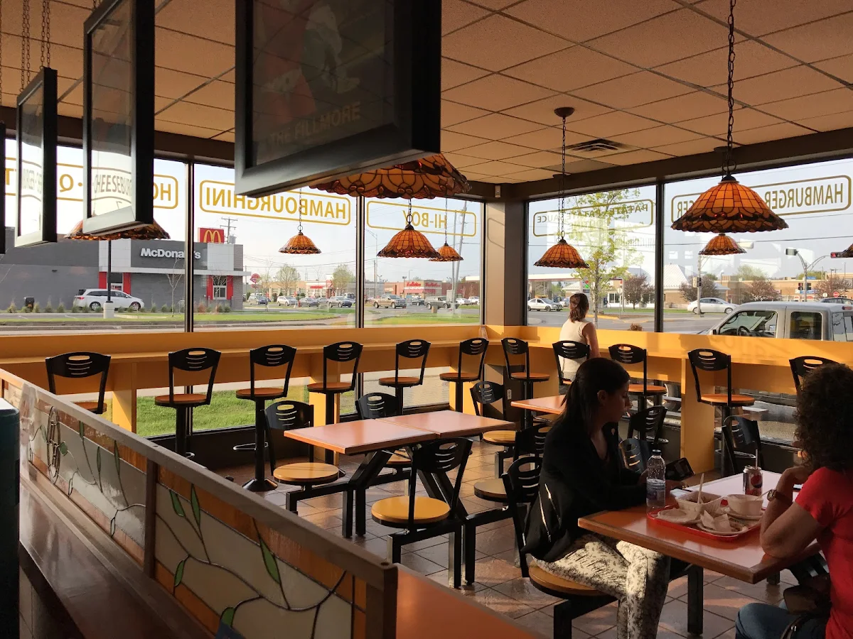 Vibe, Dic Ann's Hamburgers St-Eustache