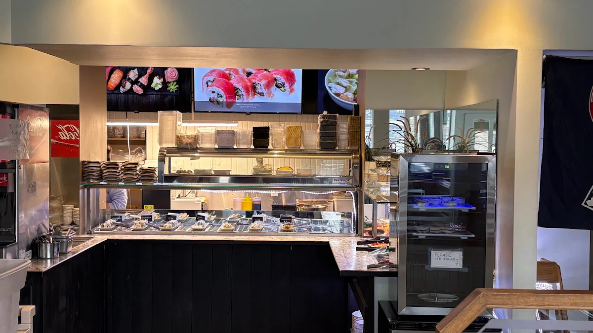 Vibe, Royal Wok Buffet