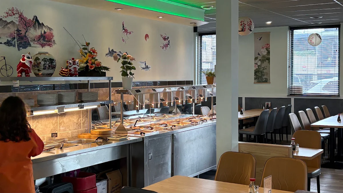 Vibe, Royal Wok Buffet