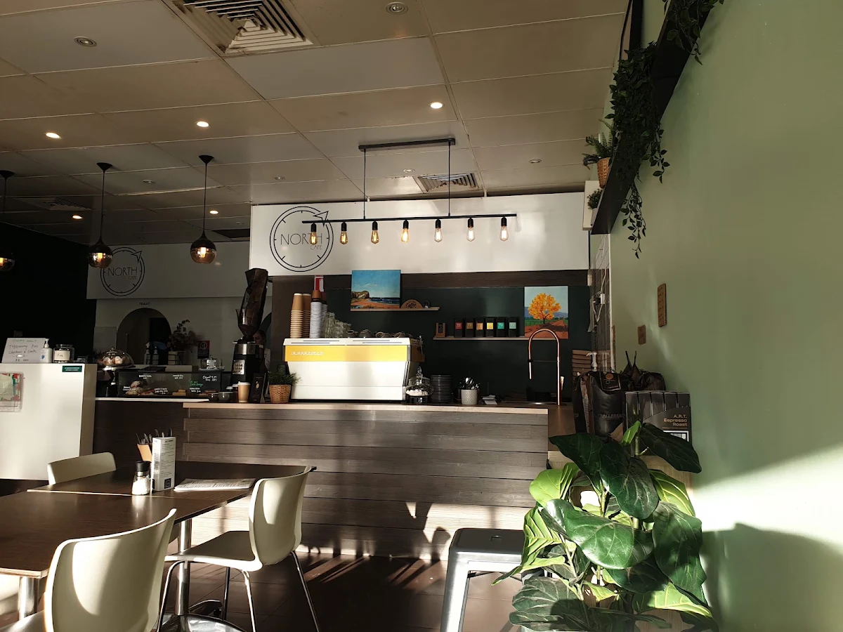 Vibe, North Cafe