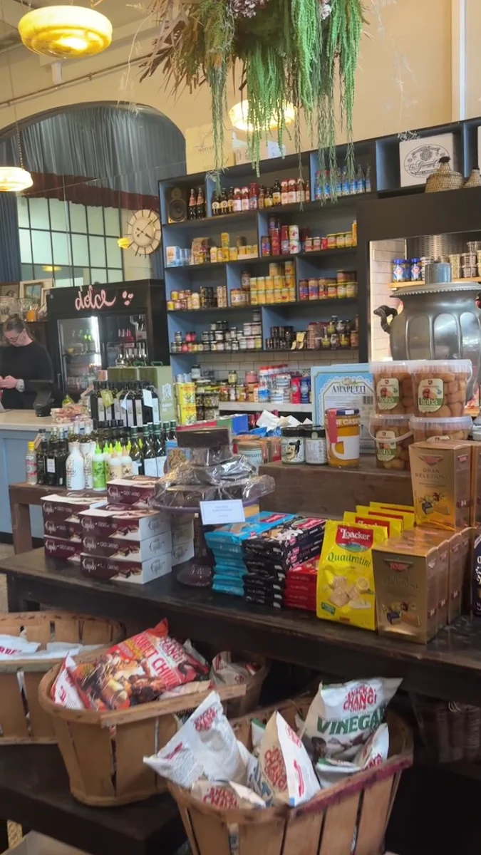 Vibe, Alimentari Smith Street