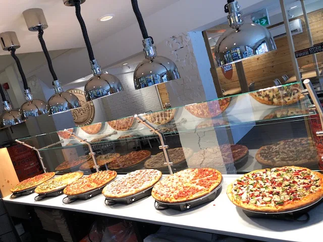 Food & drink, Pizza Pizza