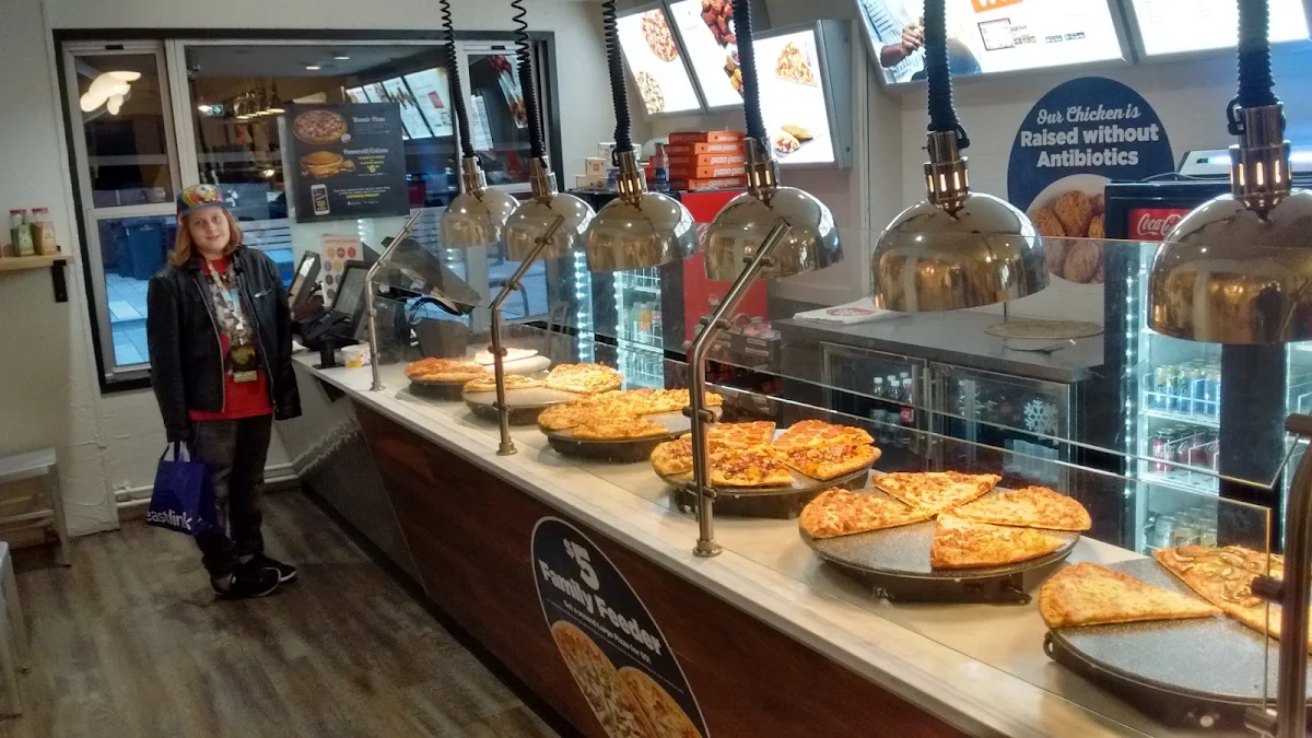 Vibe, Pizza Pizza