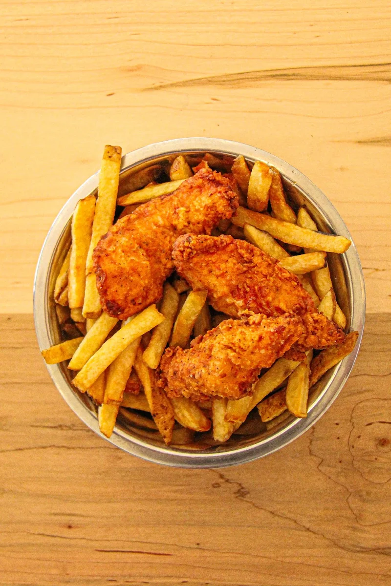 Food & drink, Rudy’s Chicken & Fries
