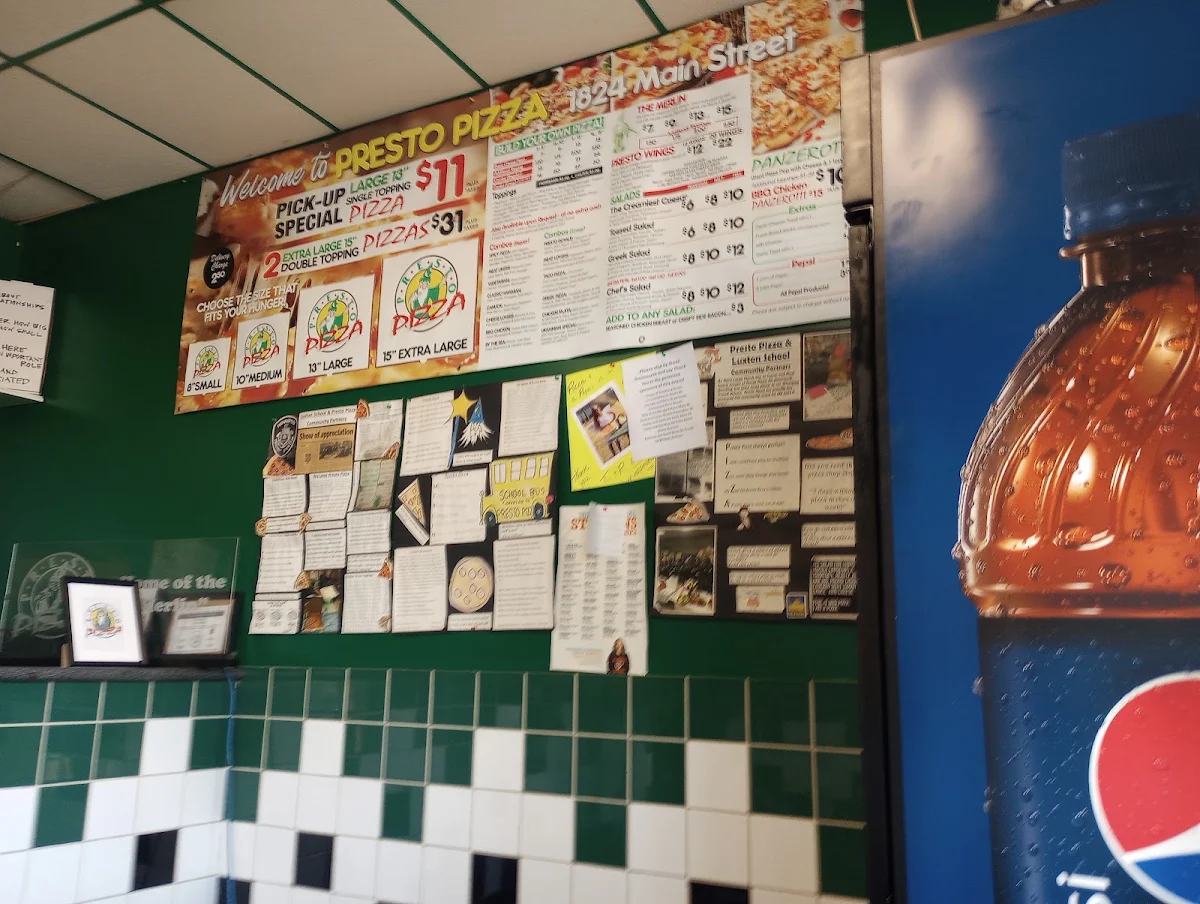Menu, Presto Pizza