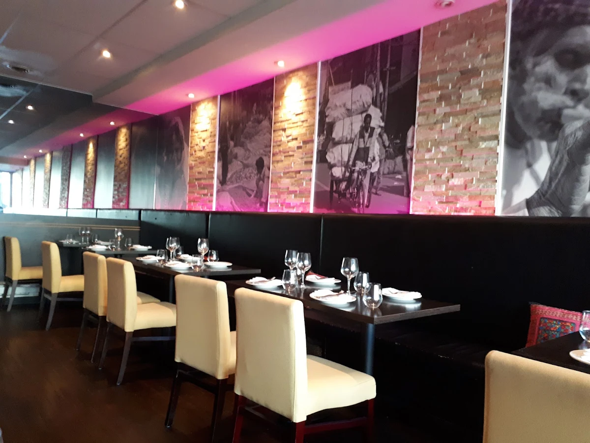 Vibe, Marigold Indian Bistro
