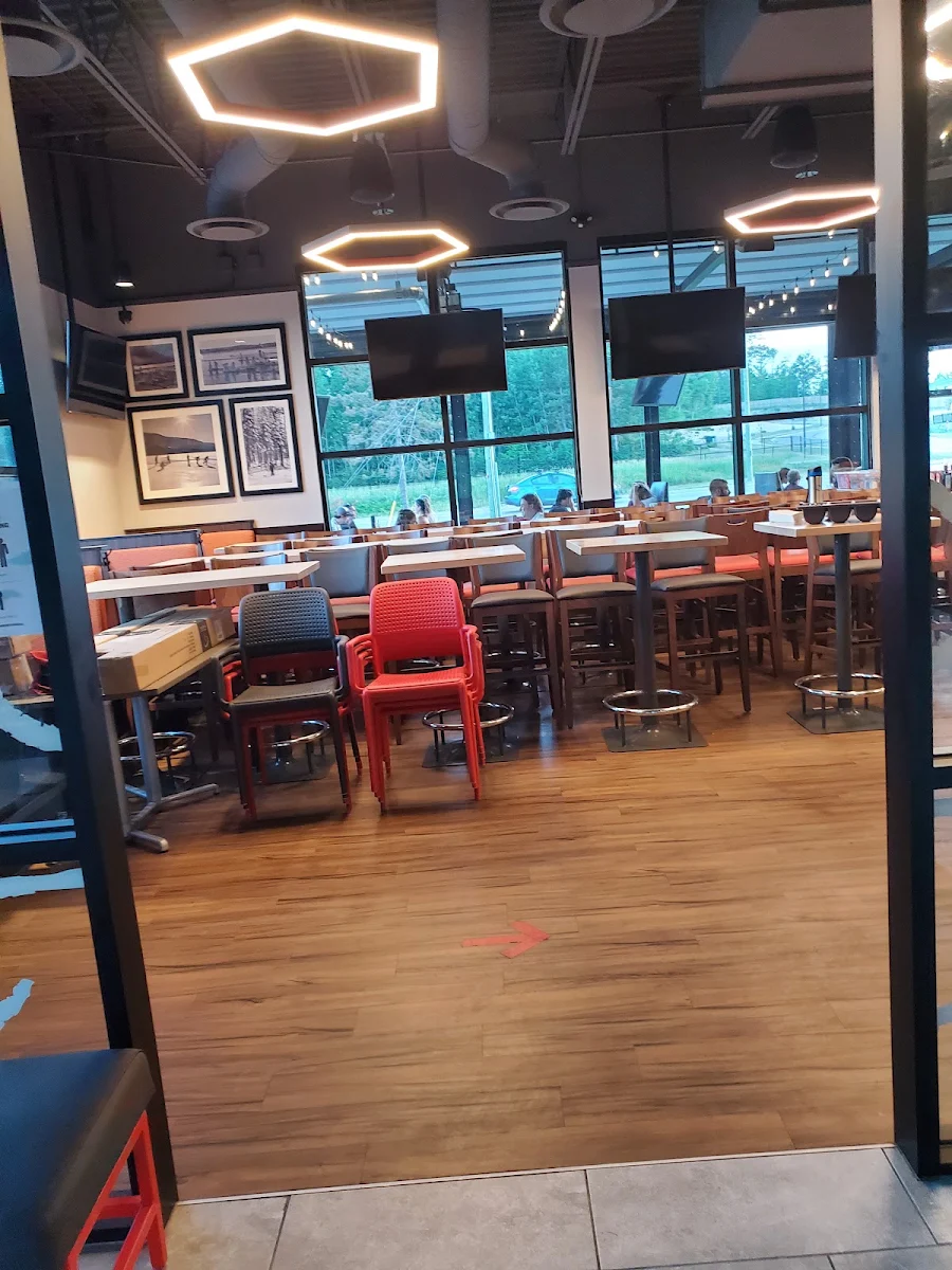 Vibe, Boston Pizza