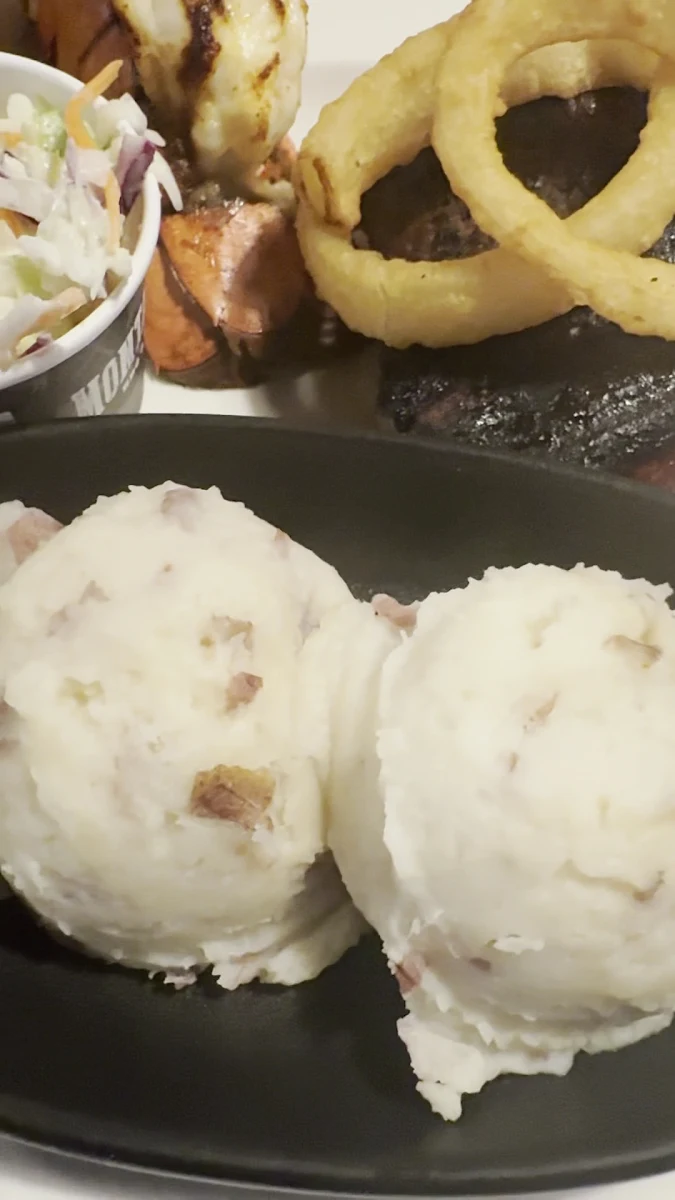 Food & drink, Montana’s BBQ & Bar