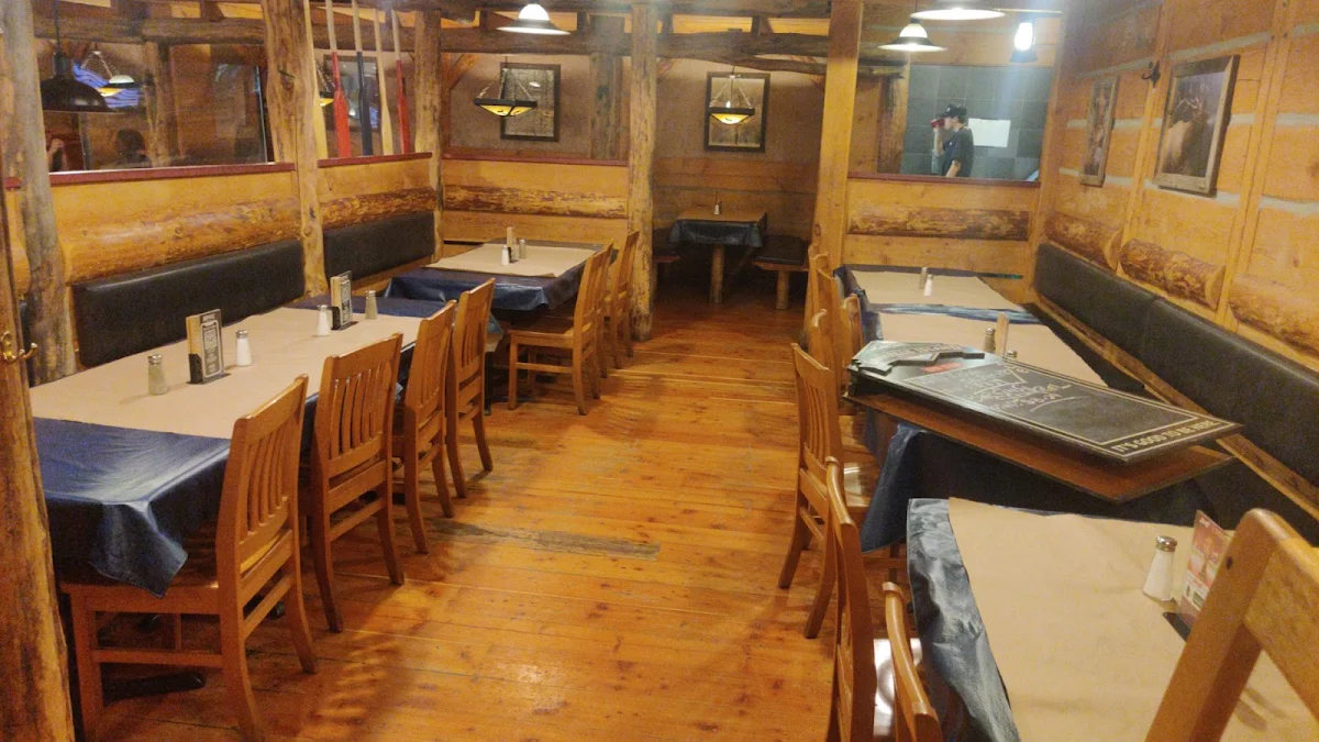 Vibe, Montana’s BBQ & Bar