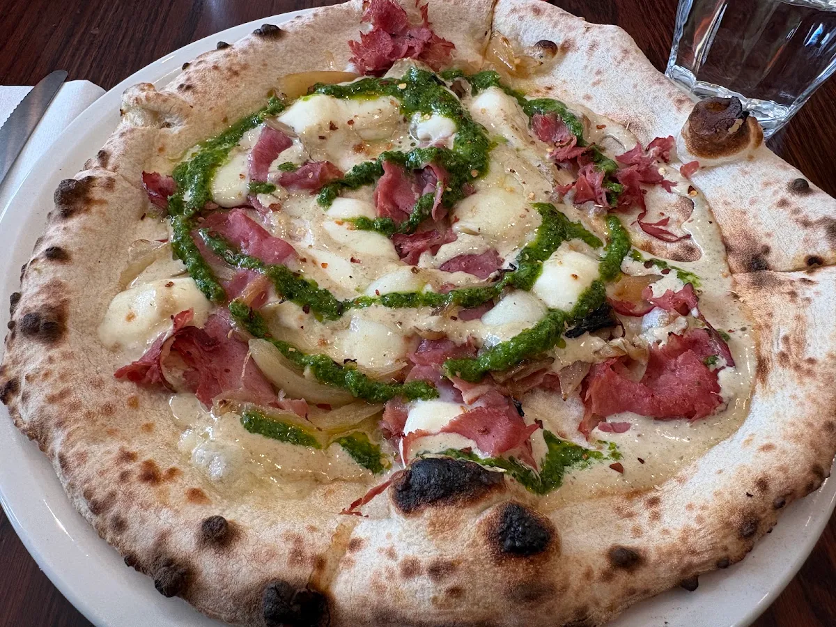 Food & drink, Pizzéria NO.900