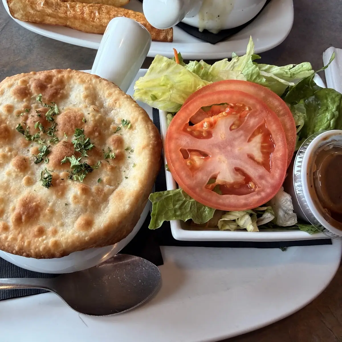 Food & drink, Skeeter Barlow's Grill & Bar