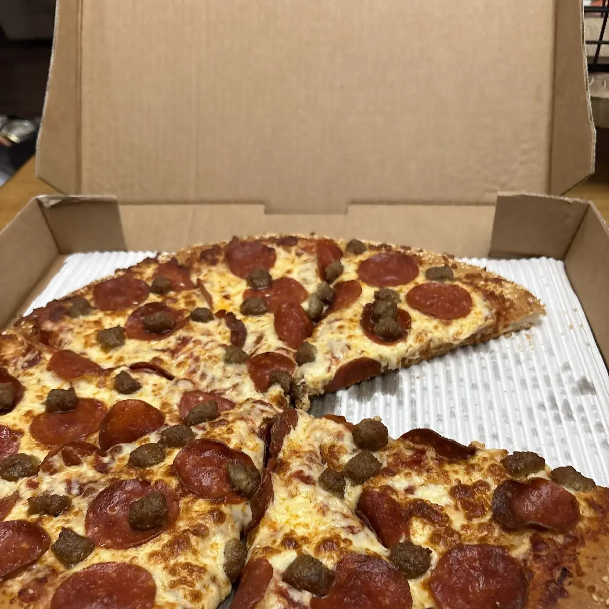 Food & drink, Red Swan Pizza - Fort Erie