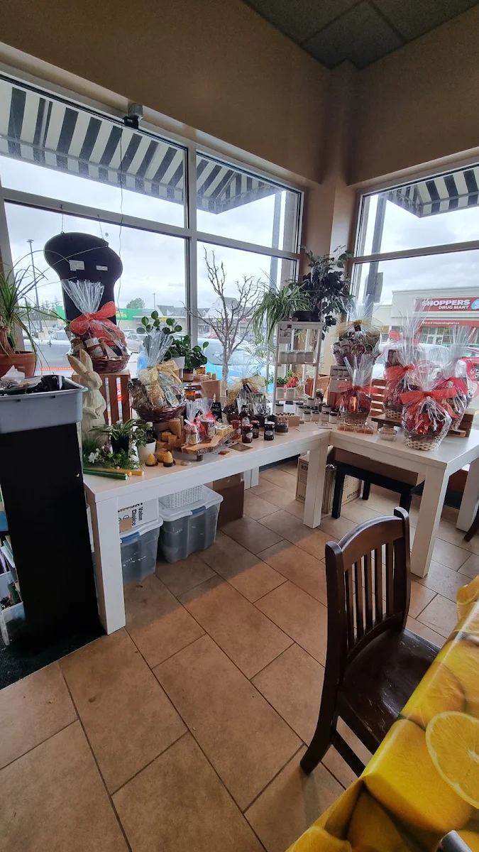 Vibe, The Java Garden Cafe & Eatery