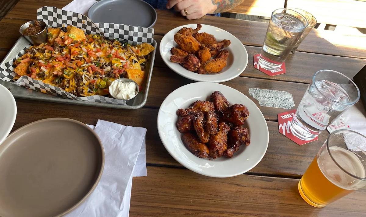 Food & drink, Jamesons Pub - 17th Ave