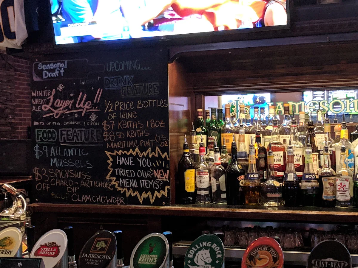 Vibe, Jamesons Pub - 17th Ave