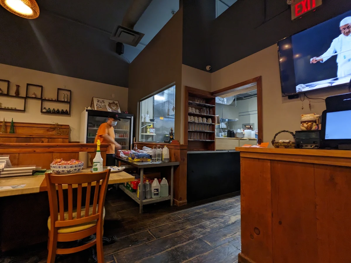 Vibe, Sophie's Noodle House