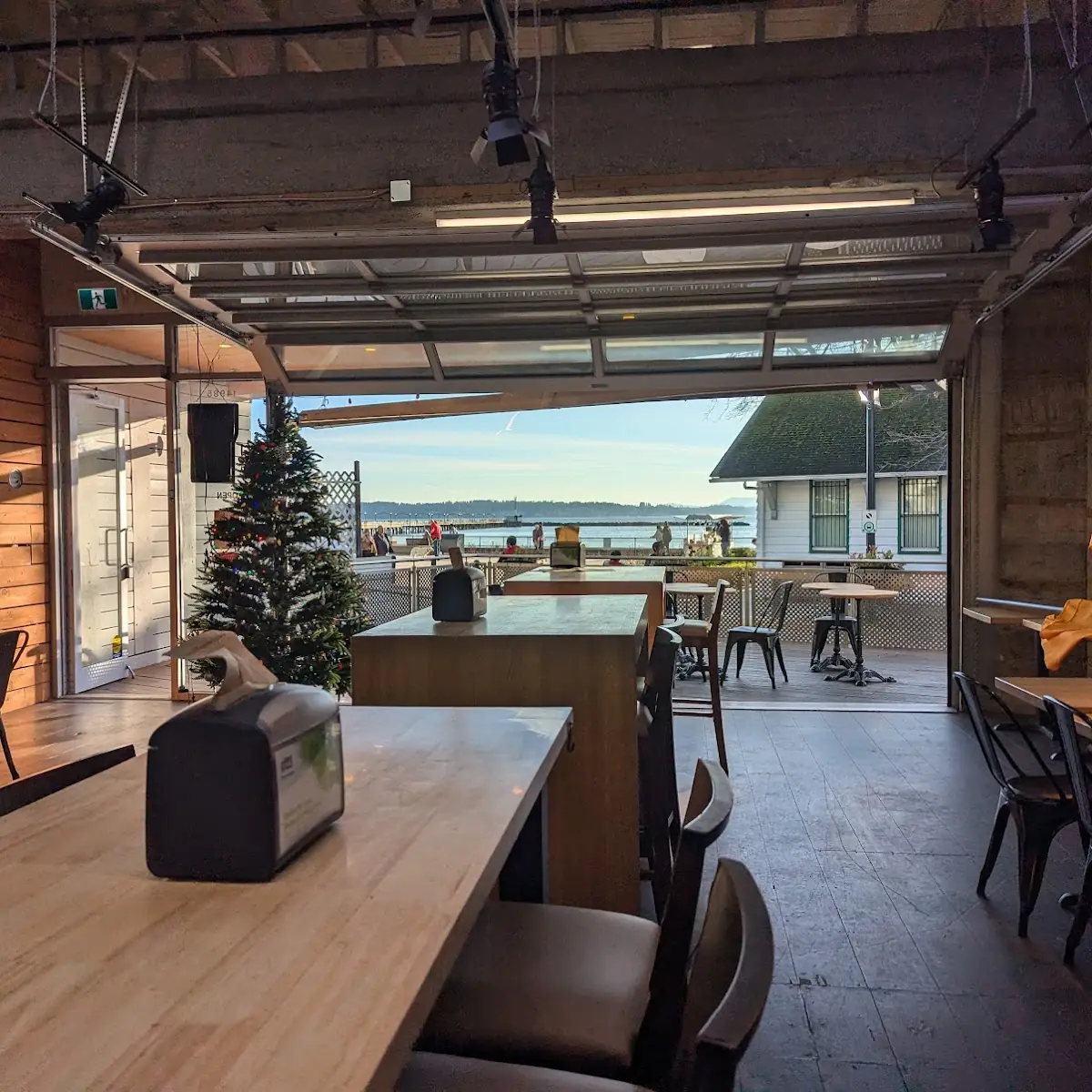 Vibe, Kababji Grill