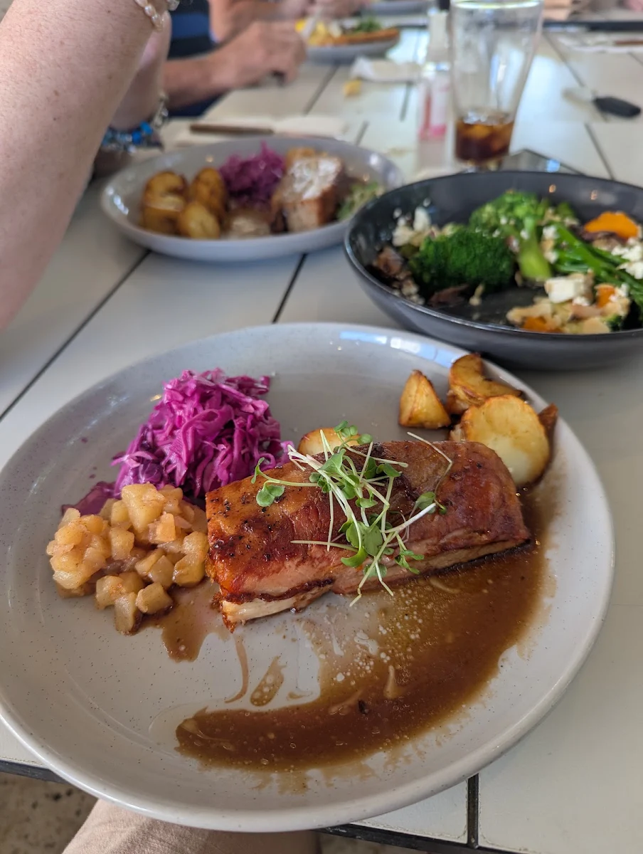 Food & drink, Waterloo Bay Hotel