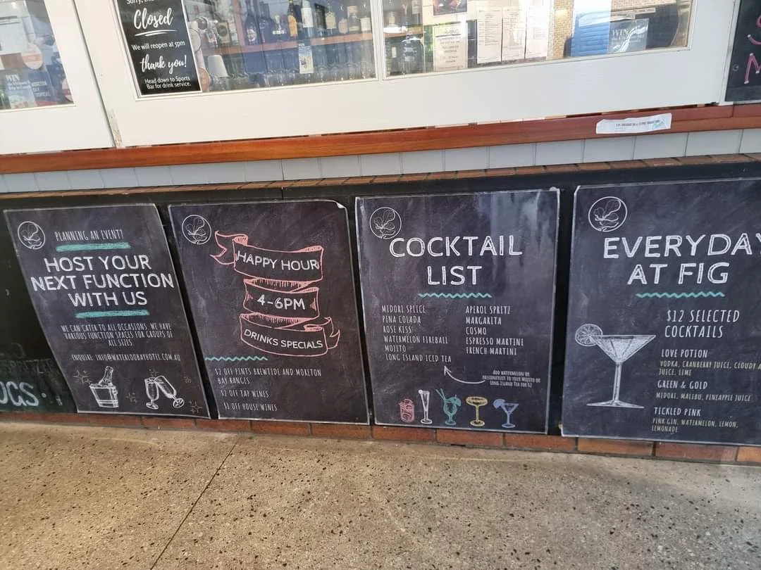 Menu, Waterloo Bay Hotel