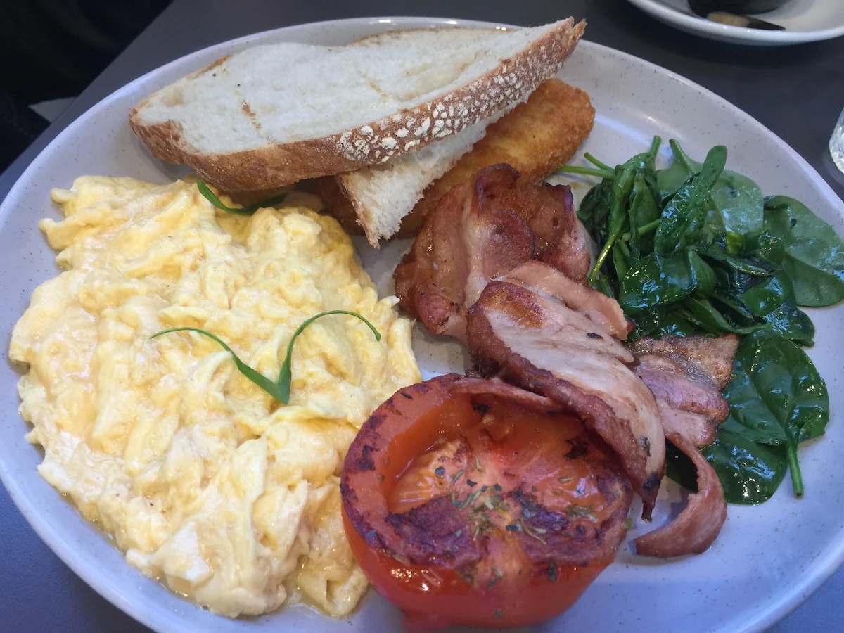 Food & drink, Dinoni Cafe