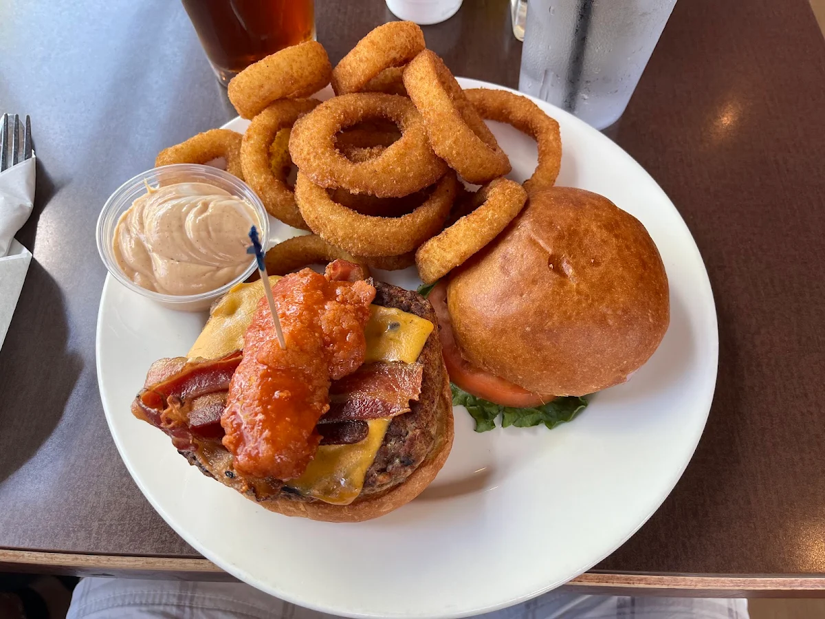 Food & drink, Jonny Canuck's Bar & Grill