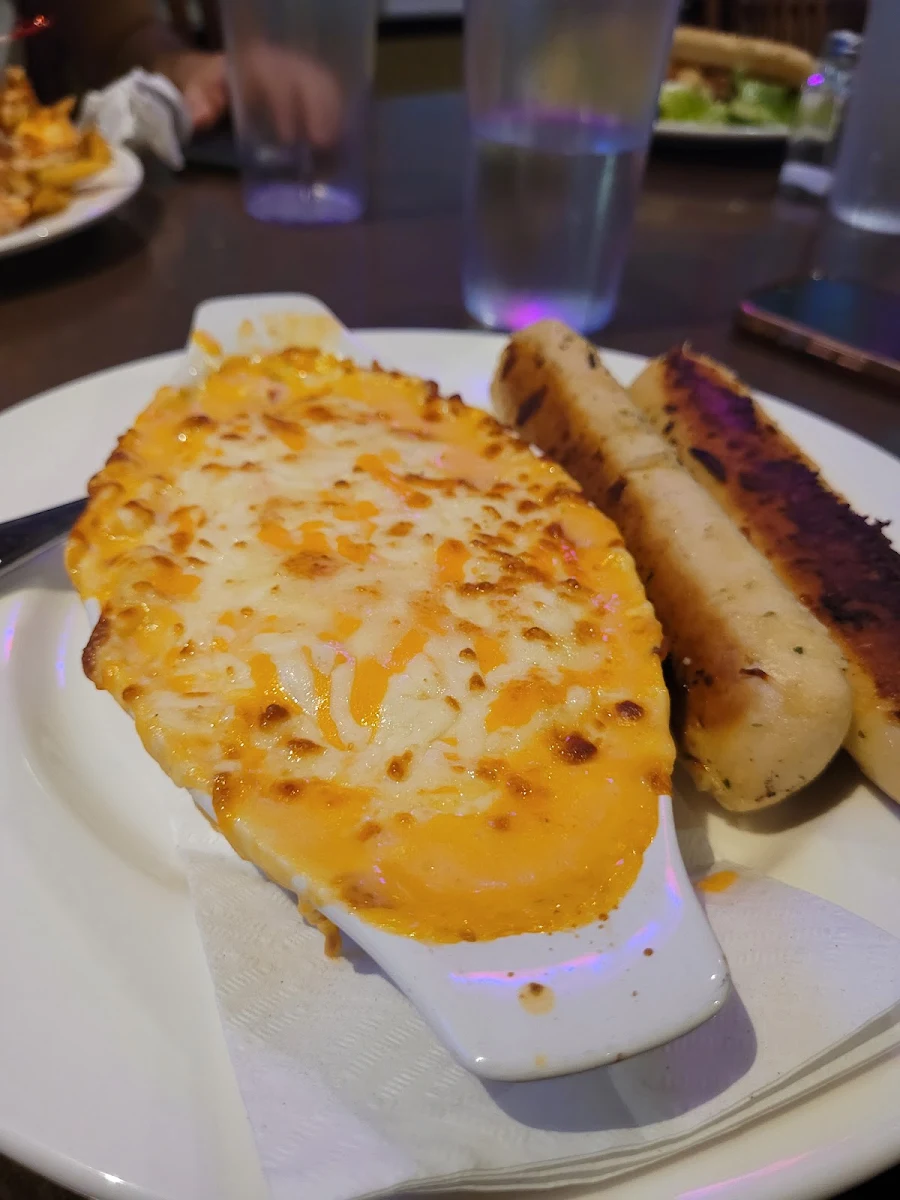Food & drink, Jonny Canuck's Bar & Grill