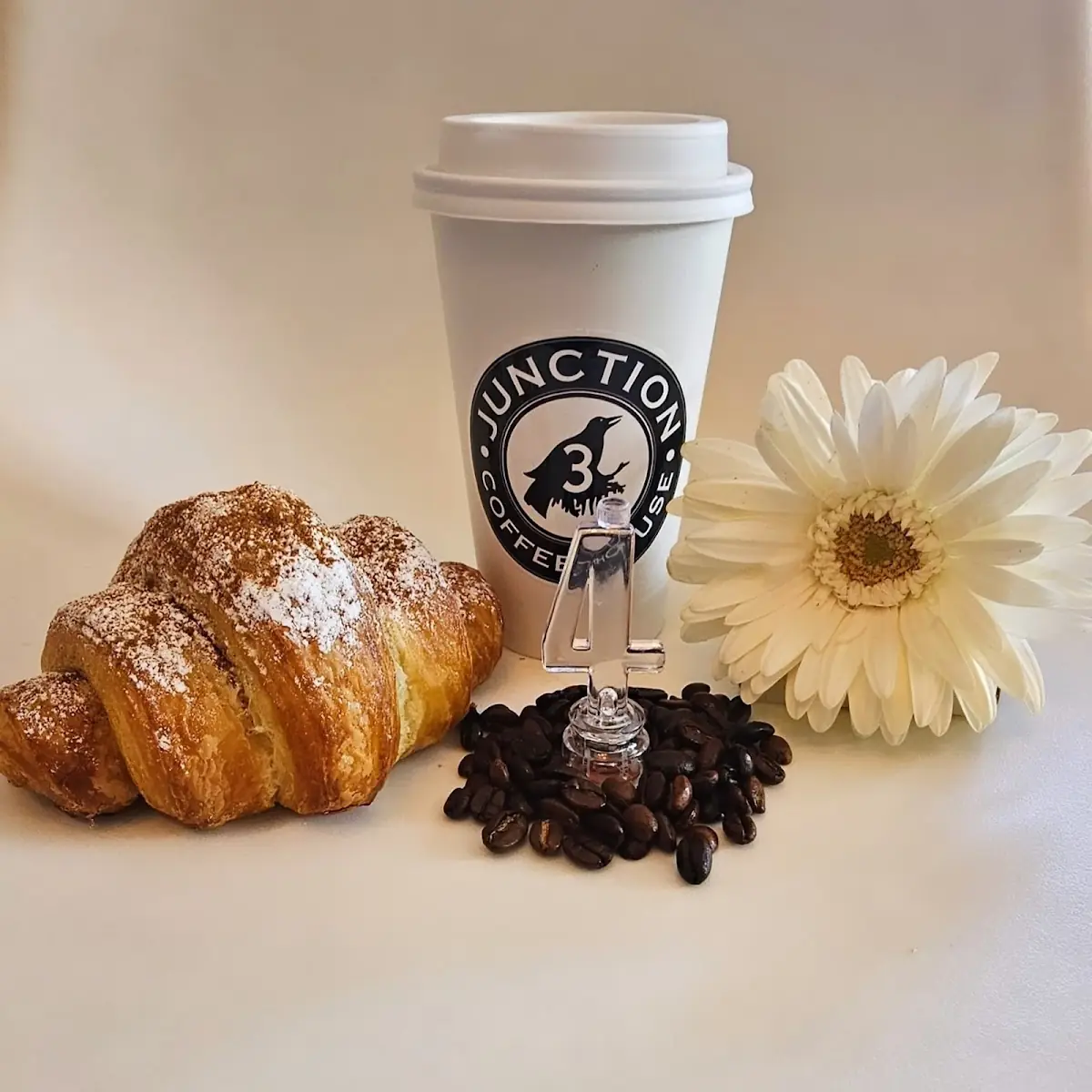 Food & drink, Junction 3 Coffee House