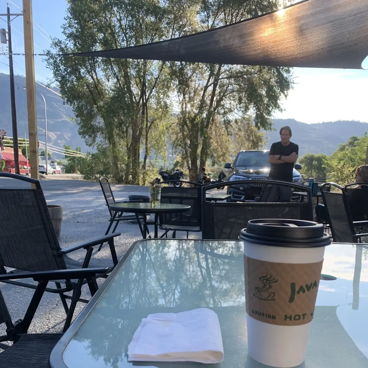 Vibe, Junction 3 Coffee House